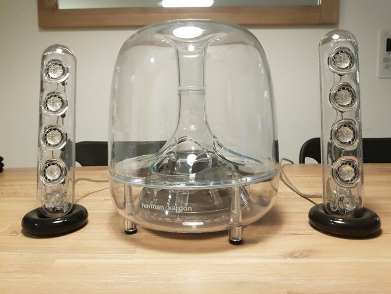 Loa Bluetooth Harman Kardon Aura Studio 3